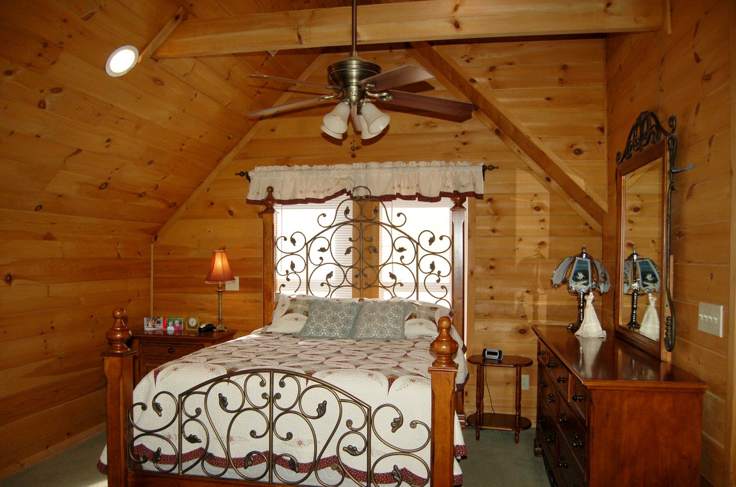 Beautiful Lakefront Log Cabin On Peaceful Laurel Lake Lake Lure Area