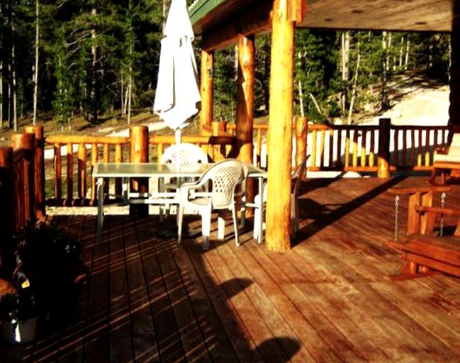 Luxury Cabin Rental in Wyoming