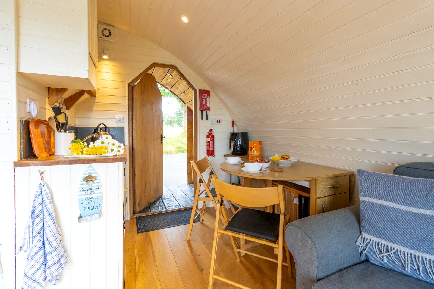 Beautiful Pod by the Irfon River for a Unique Glamping Getaway near Builth Wells, Wales