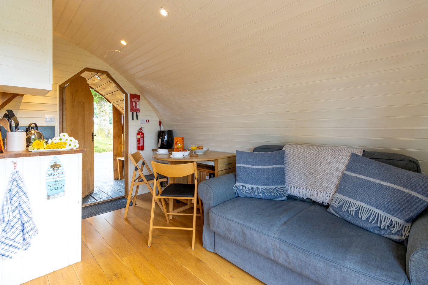 Beautiful Pod by the Irfon River for a Unique Glamping Getaway near Builth Wells, Wales
