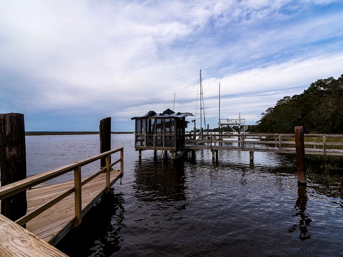 Cabins (Saint Simons Island, Georgia, United States)