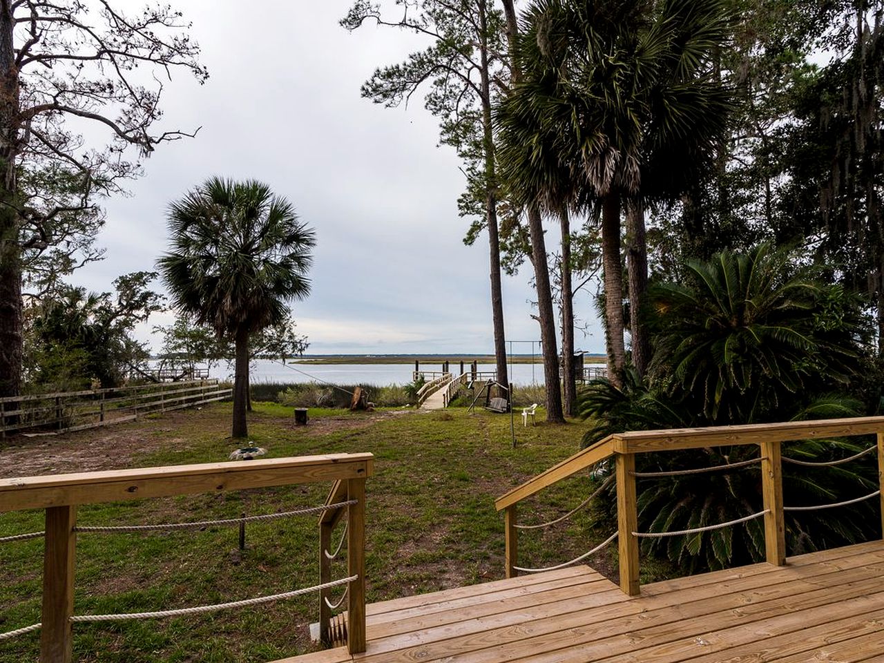 Lovely Three-Bedroom Cabin with Private Pier on Saint Simons Island, Georgia