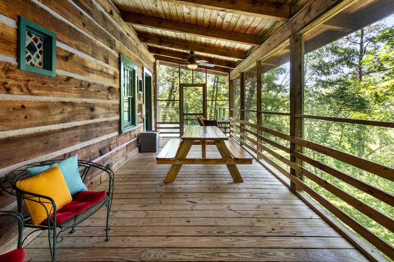 Cabins (United States of America, Marshall, North Carolina)