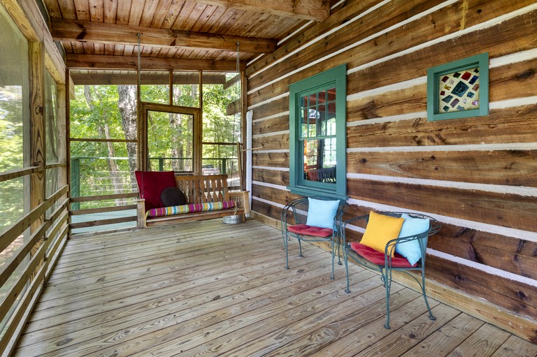Cabins (United States of America, Marshall, North Carolina)