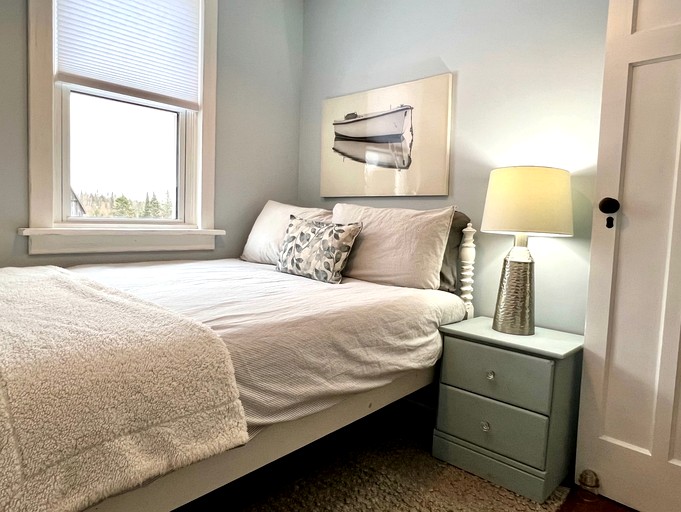 Vacation Rentals (Canada, South River, Ontario)