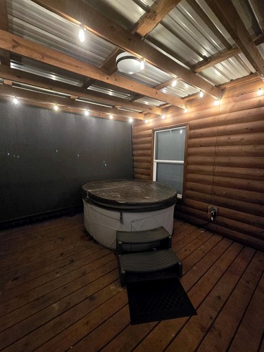 Cabins (United States of America, Quitman, Texas)