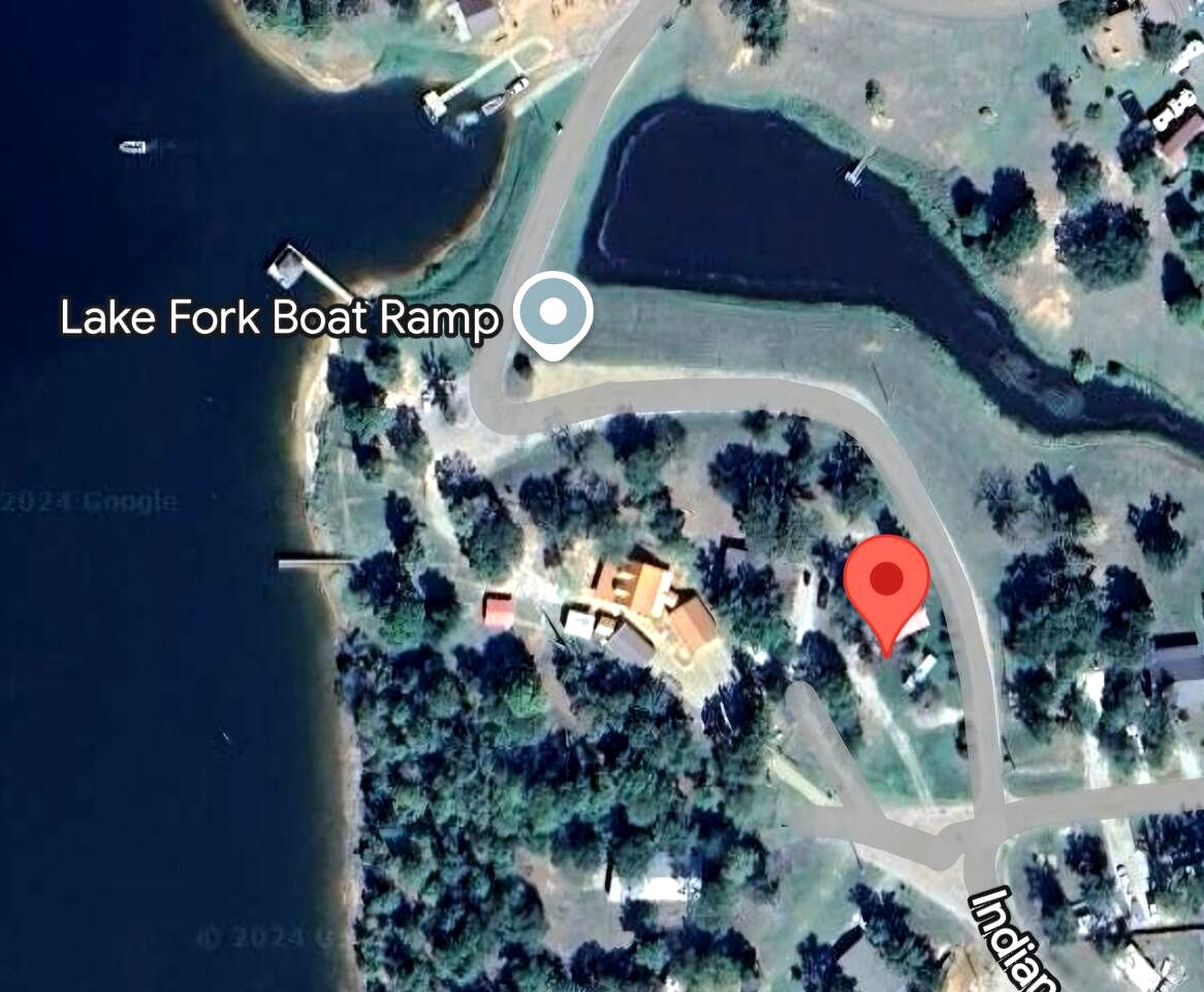 Beautiful Rustic Wooden Cabin in Quitman, Mississippi