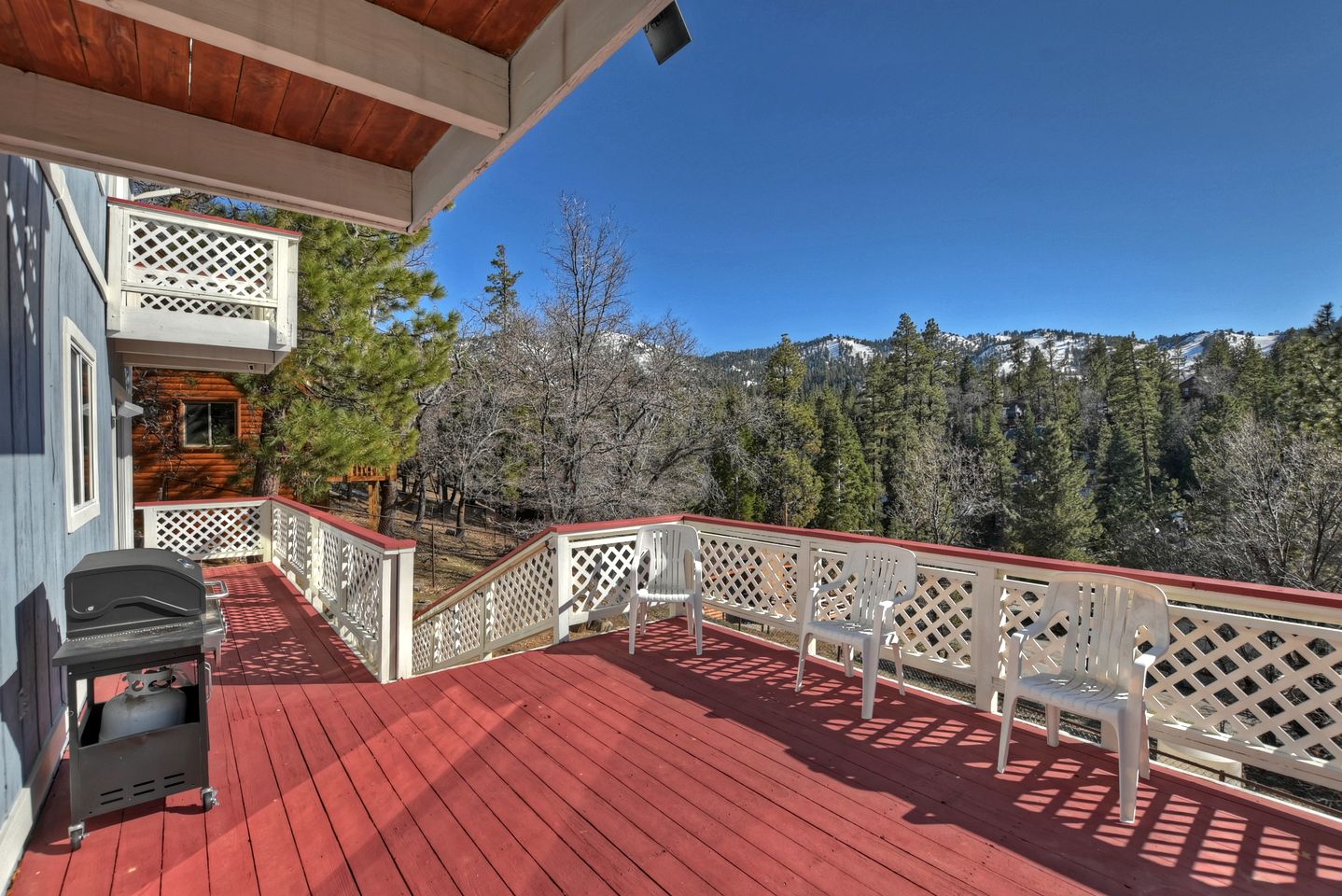 Beautiful, Secluded Cottage with Great Views in Big Bear Lake, California