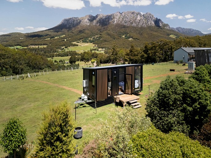 Tiny Houses (Australia, West Kentish, Tasmania)