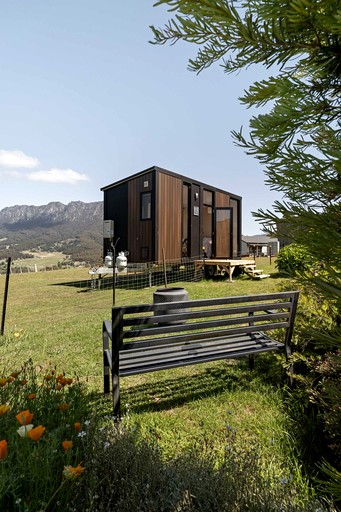 Tiny Houses (Australia, West Kentish, Tasmania)