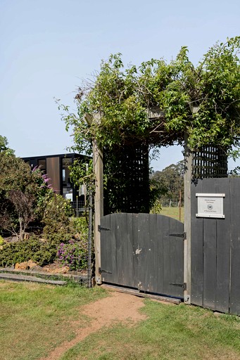 Tiny Houses (Australia, West Kentish, Tasmania)