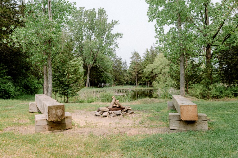 Log Cabins (Canada, Prince Edward, Ontario)