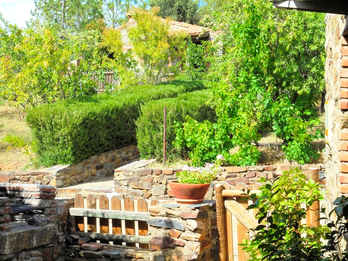 Cottages (El Jiniebro, Extremadura, Spain)