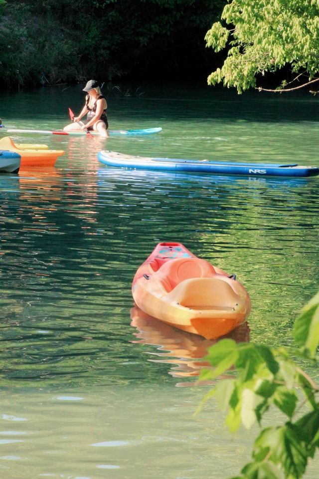 Beautiful Tented Cabin by a Creek - Ideal for a Fun Family Vacation in Seguin, Texas