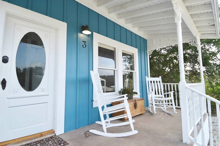 Cottages (United States of America, Fischer, Texas)