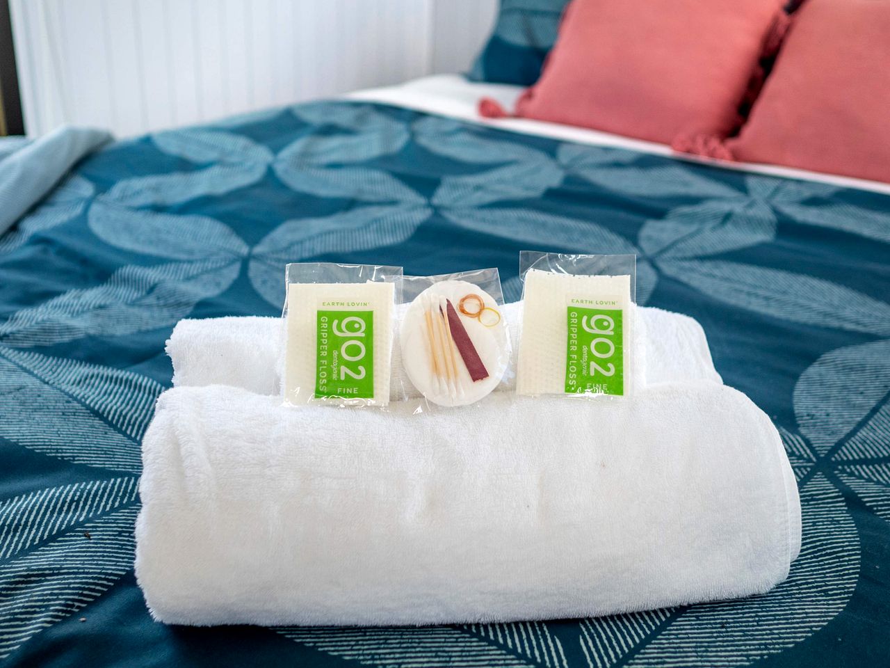 Beautiful Tiny House with Fantastic Vistas in Irongate, Queensland