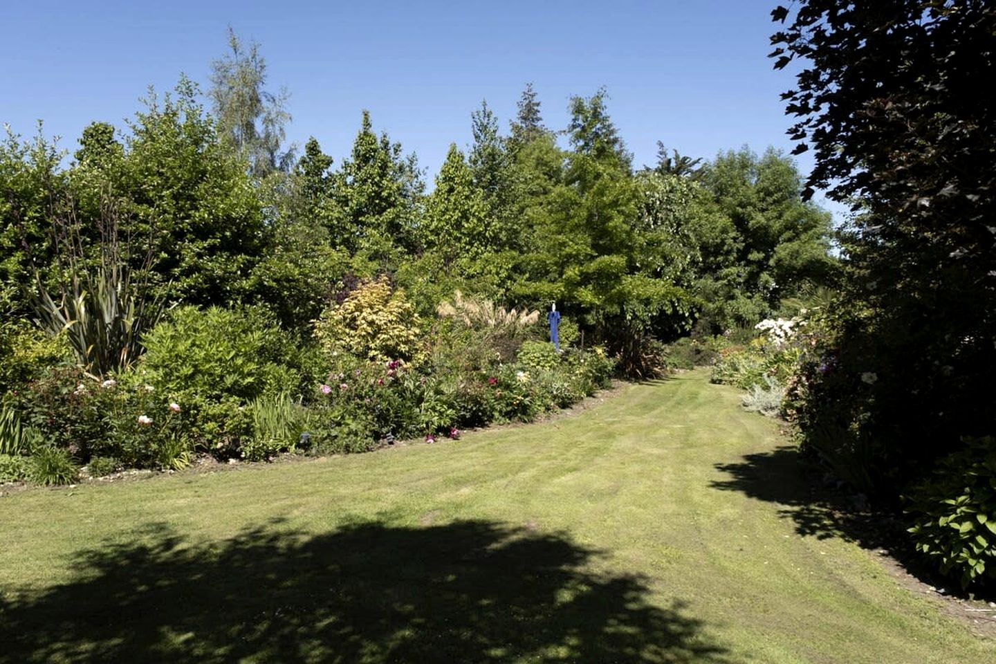 Beautiful Tiny House Loft Perfect for Fishing and Picnics in South Island, New Zealand