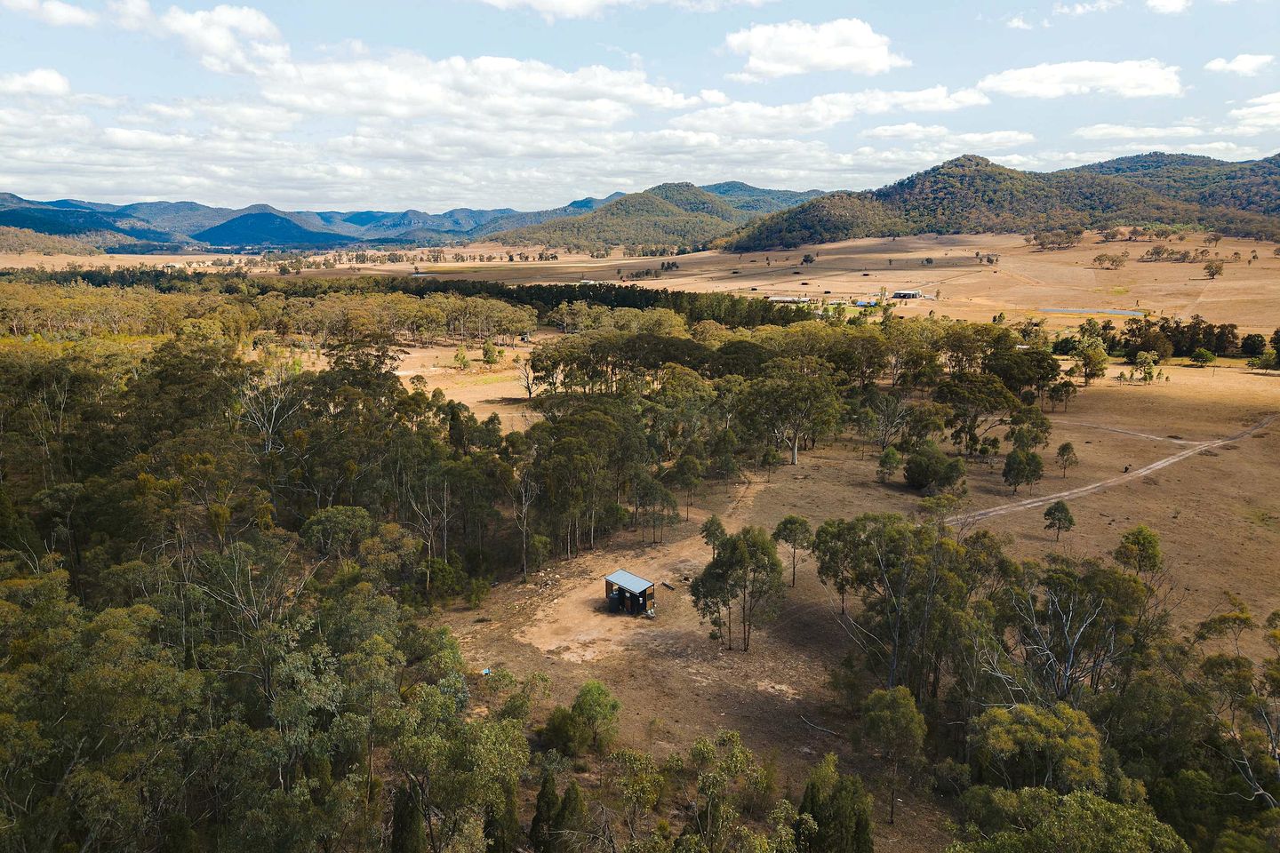 Beautiful Tiny House Next to Gorgeous Hiking Trails in Muswellbrook, New South Wales