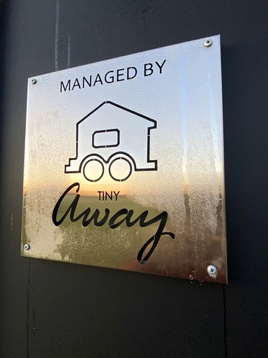 Tiny Houses (Australia, Lake Charm, Victoria)