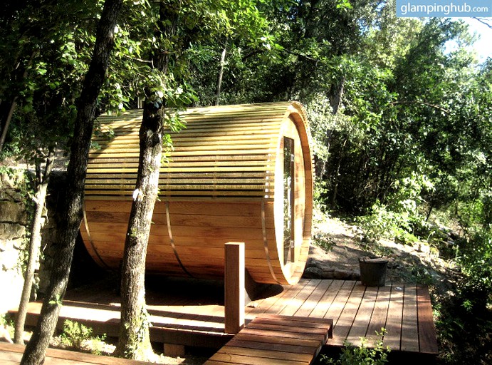 Tree Houses (Vinezac, Auvergne-Rhône-Alpes, France)