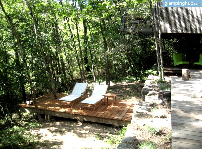 Tree Houses (Vinezac, Auvergne-Rhône-Alpes, France)
