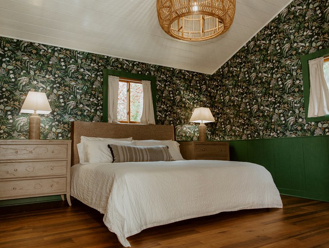 Cabins (United States of America, Sarahsville, Ohio)