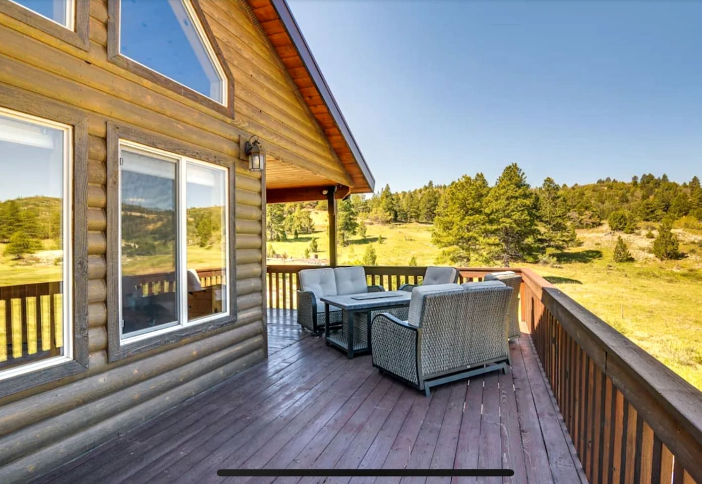 Spacious Family-Friendly Cabin with Pet-Friendly Dog Run & Supercharger Near Bryce Canyon, Alton, UT