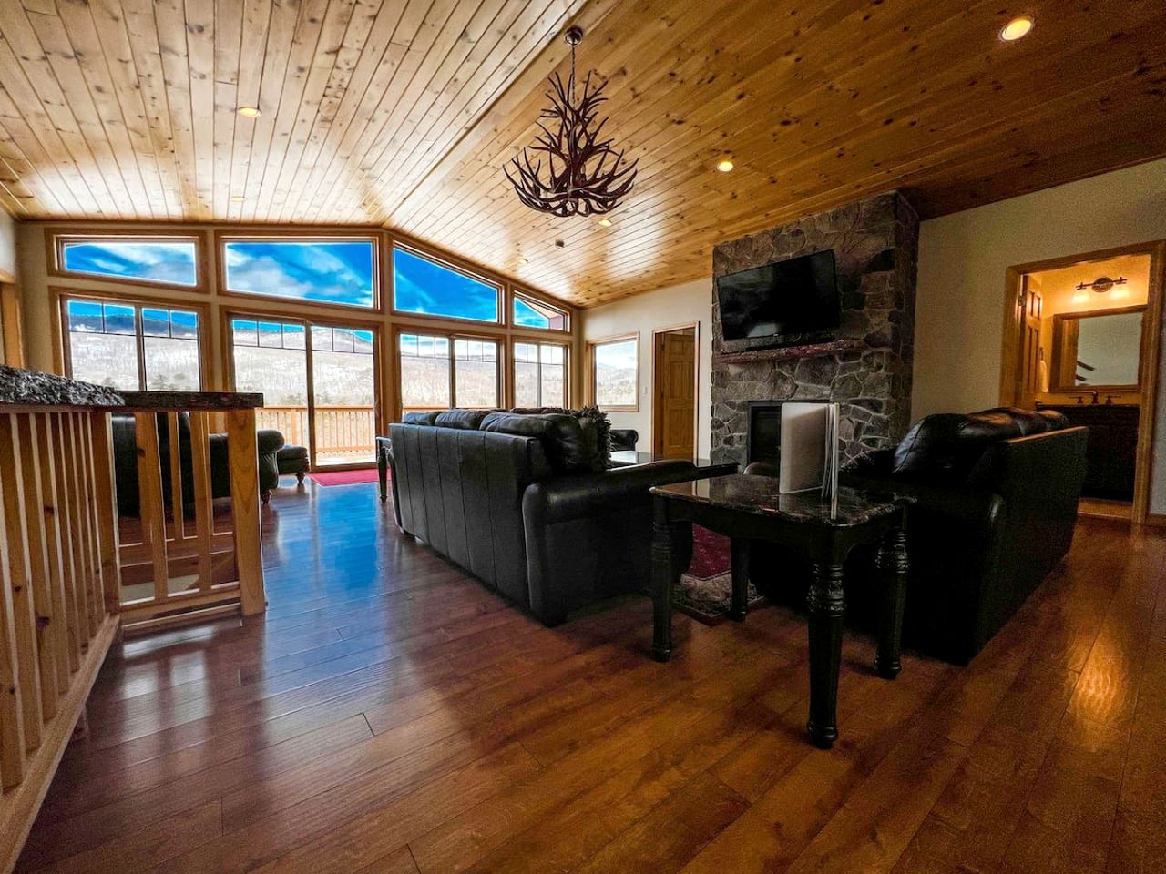 Beautiful Villa with Hot-tub and Barbecue in Bartlett, New Hampshire