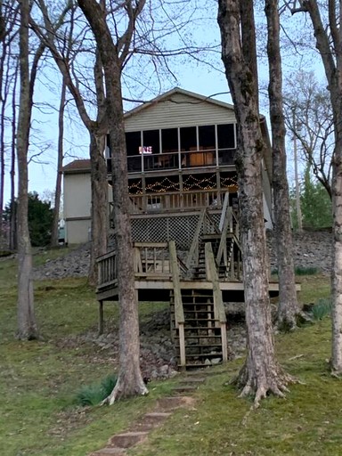 Cabins (United States of America, Cadiz, Kentucky)