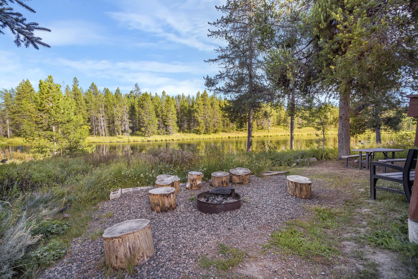 Beautiful Waterside Cabin Surrounded by Nature in Island Park, Idaho