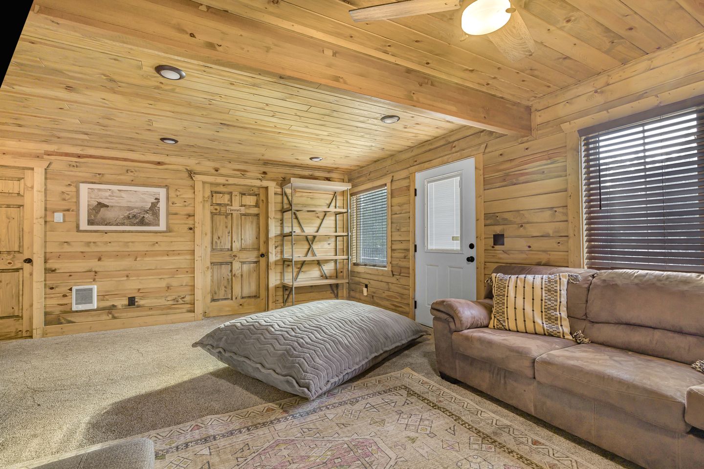 Beautiful Waterside Cabin Surrounded by Nature in Island Park, Idaho