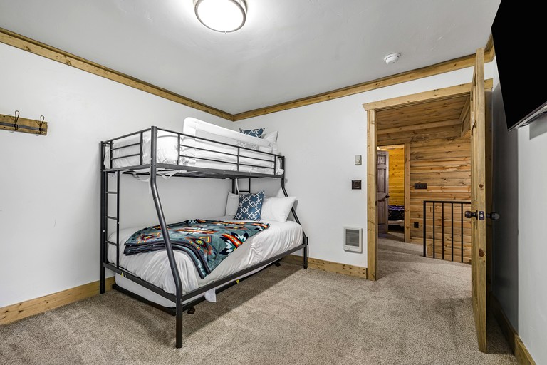 Cabins (United States of America, Island Park, Idaho)