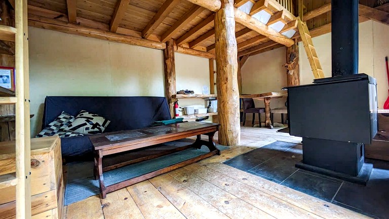 Cabins (Canada, Harrington, Quebec)