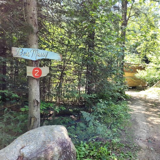 Cabins (Canada, Harrington, Quebec)