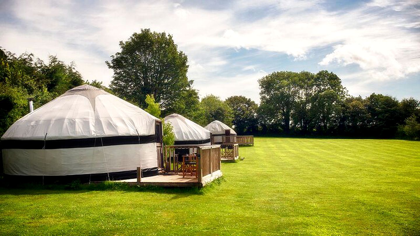 Beautiful Yurts in Heart of Cornwall, England
