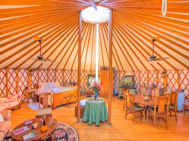 Original and Beautifully Furnished Yurt for a Romantic Getaway near Aspen, Colorado photo 5