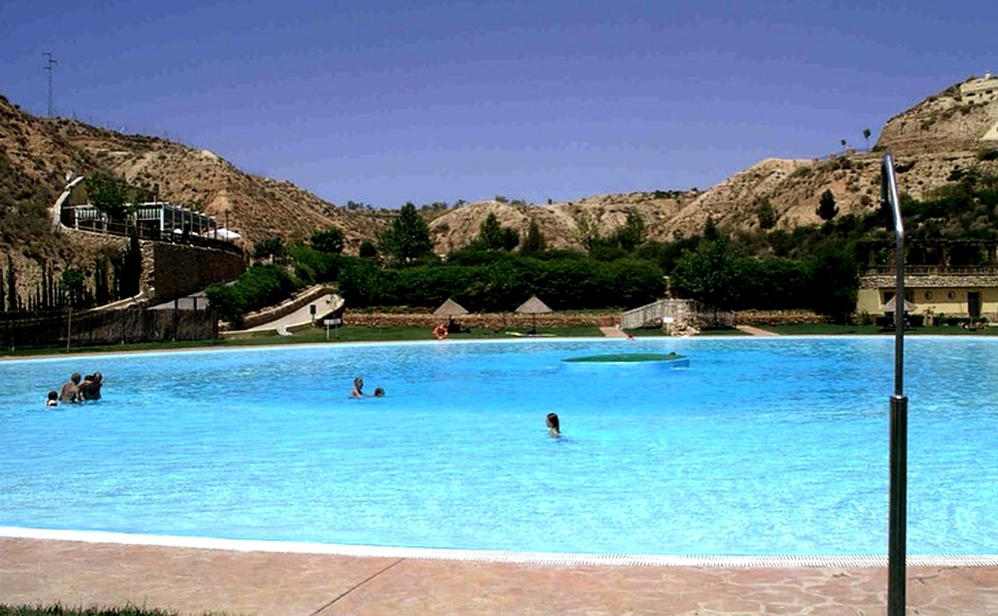 Beautifully Refurbished Cave Rentals with Shared Pool in Castillejar, Granada, Spain