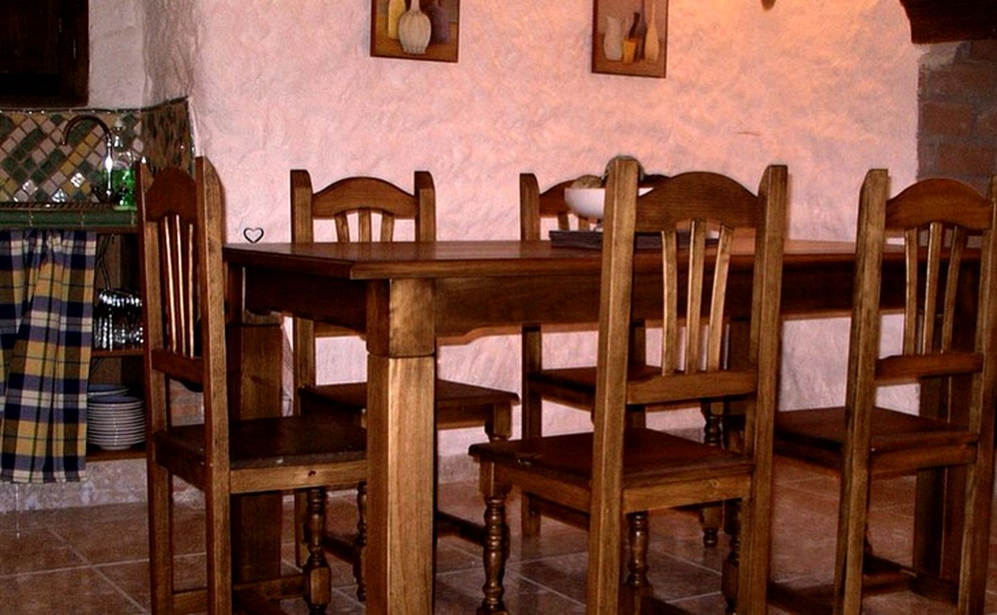 Beautifully Refurbished Cave Rentals with Shared Pool in Castillejar, Granada, Spain