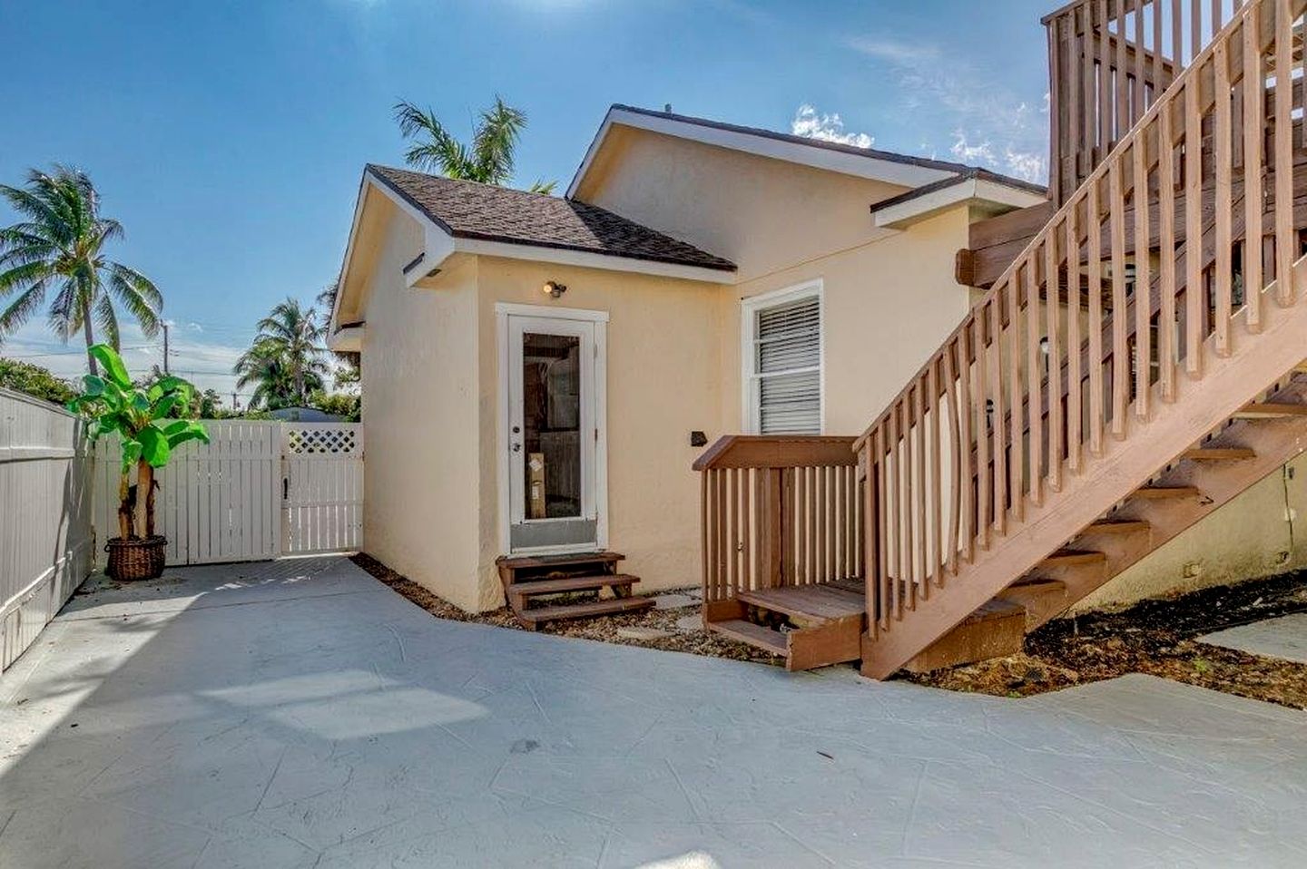 Awesome Cottage Close to the Beach in West Palm Beach, Florida