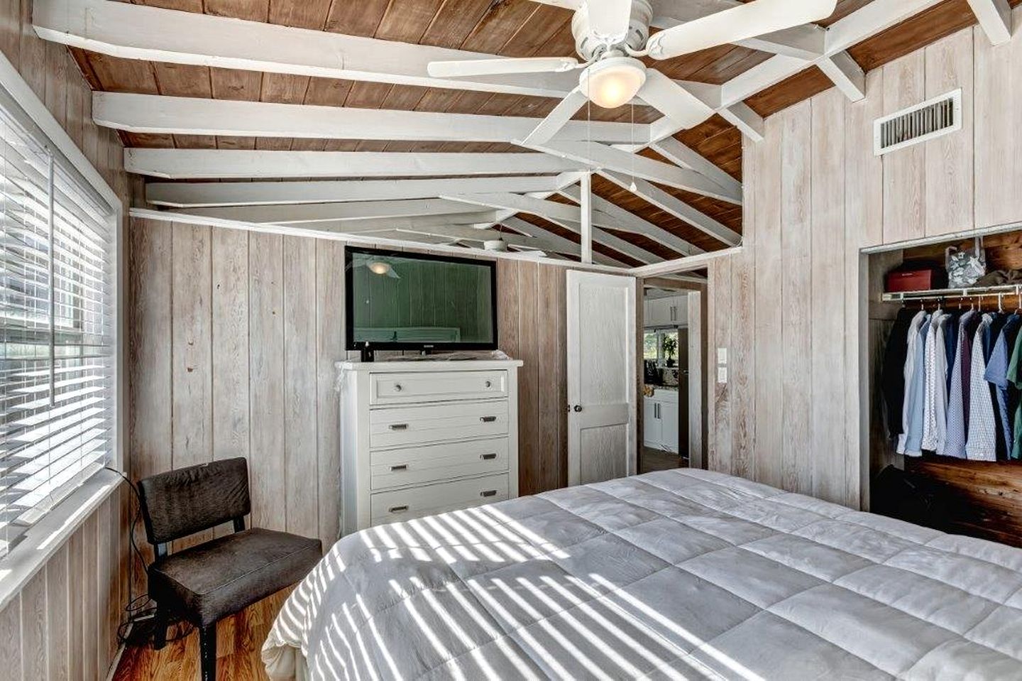 Awesome Cottage Close to the Beach in West Palm Beach, Florida