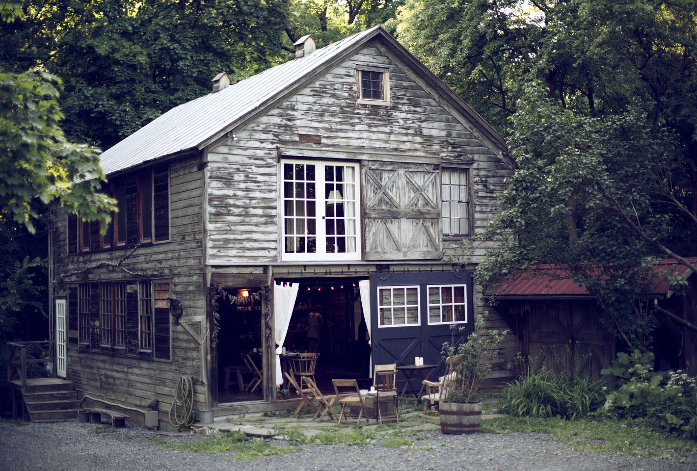 Barns (Tivoli, New York, United States)