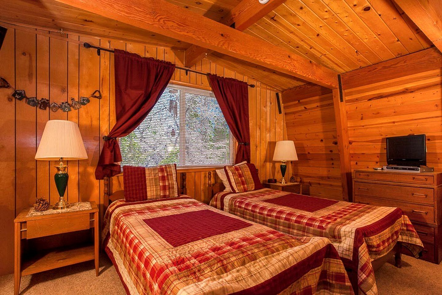 Cozy Rustic Wooden Cabin with Games in Big Bear Lake, California