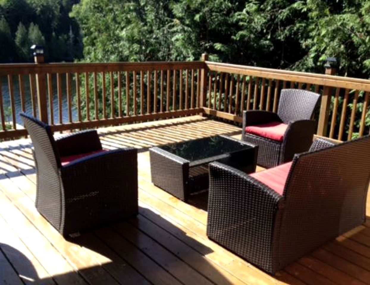 Lakefront Cabin Rental near Montreal, Quebec