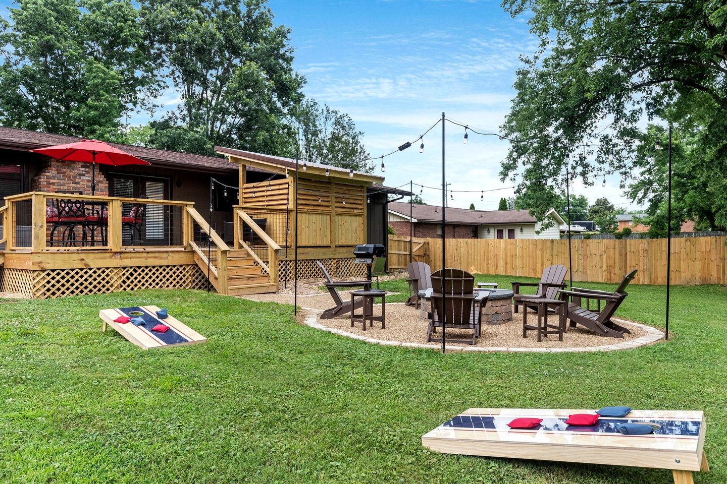 Cozy Cottage with Fire Pit and Barbecue in Pigeon Forge, Tennessee