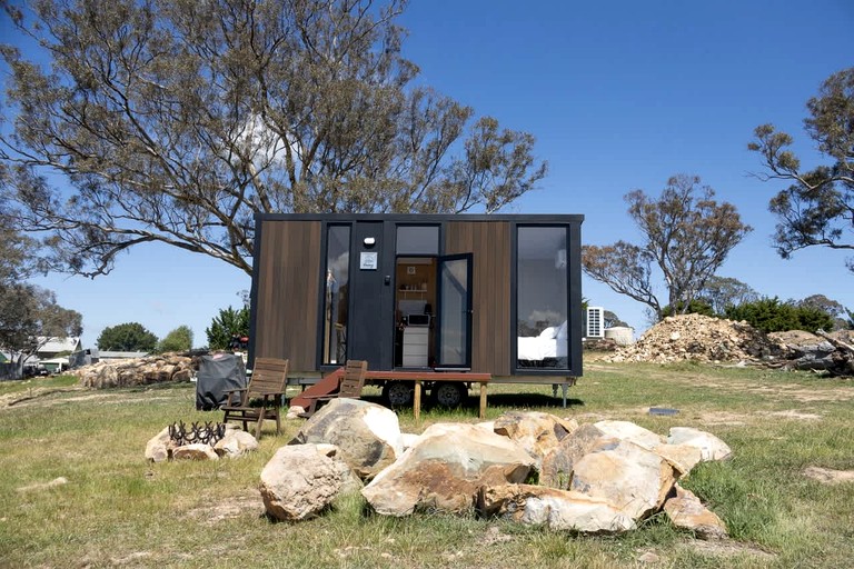 Vacation Rentals (Australia, --, --)