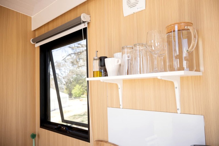 Vacation Rentals (Australia, --, --)