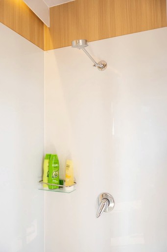 Vacation Rentals (Australia, --, --)