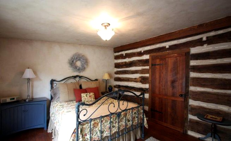 Cottages (Fredericksburg, Texas, United States)