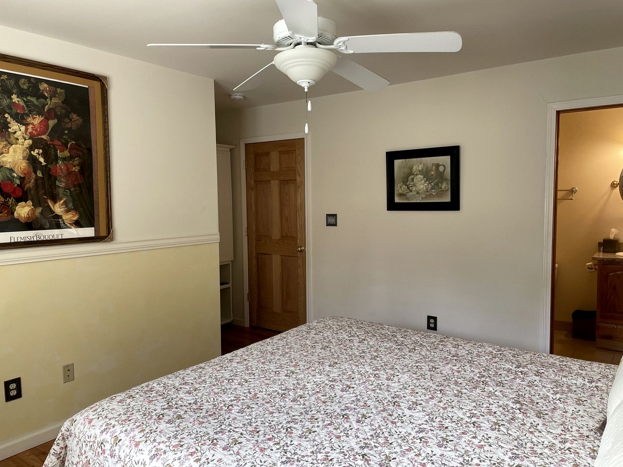 Peaceful Bed and Breakfast Accommodation for Two near Whitewater, Wisconsin