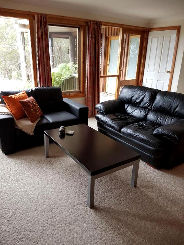 Elegant Spa Suite in a Tasmania Cabin by Binalong Bay